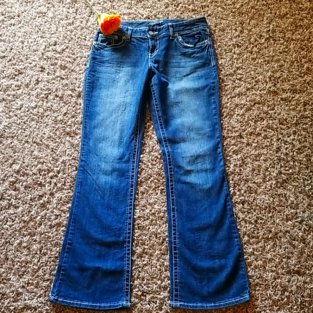 Curvy, Flair/boot cut Jeans